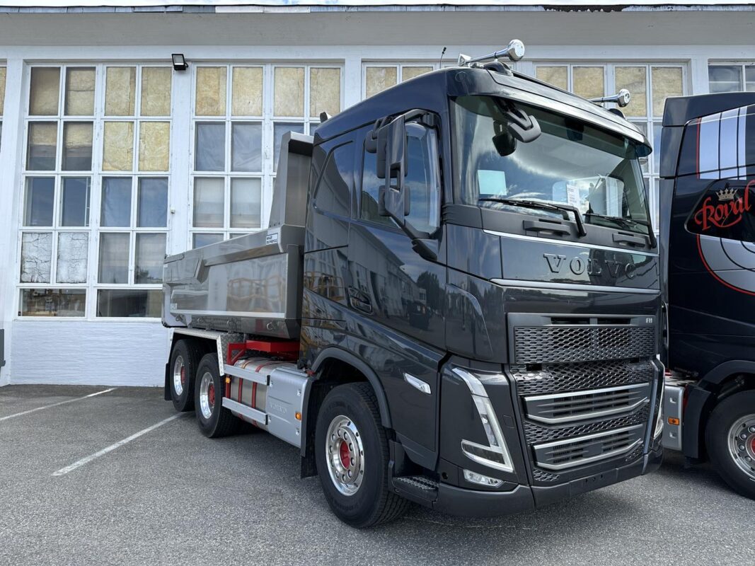 Volvo Frontplate Type 3 Volvo Fh5 Med Volvo Bokstaver Mp Truck Design As