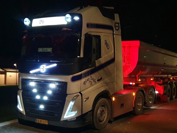 Bars LED lysbase Volvo 2020+ – Dobbelfarge - Image 9