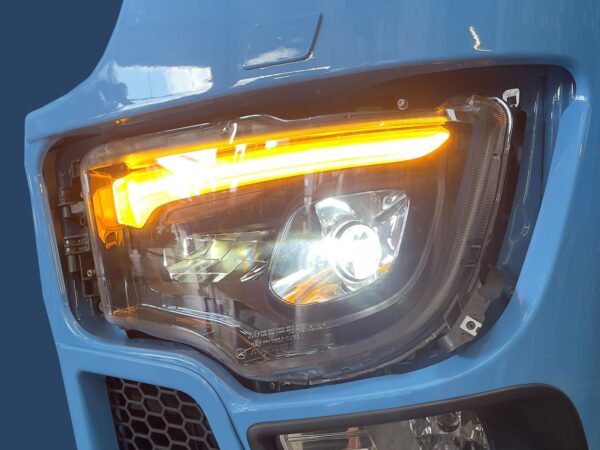 LED-konverteringssett for Mercedes Arocs 2022+ - Bilde 2